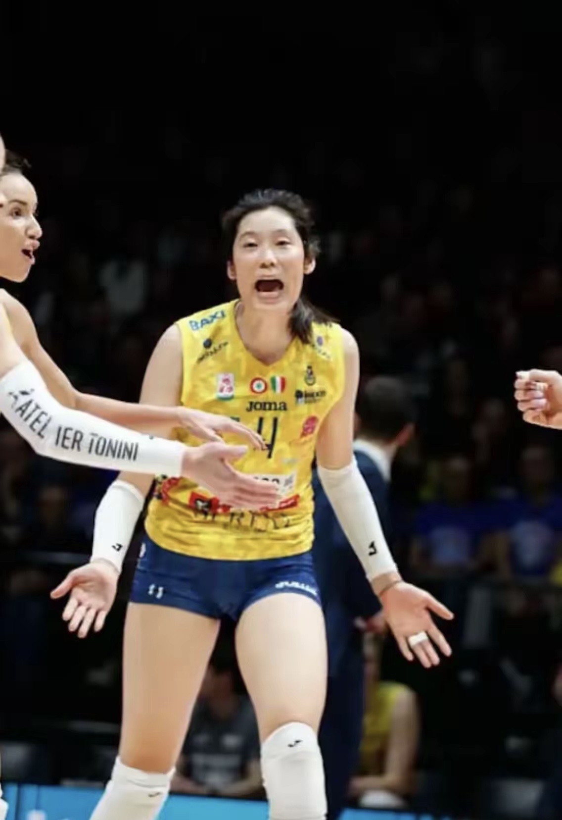 开云应用-F1车队刷新世界纪录，中国女排教练激动落泪(f1车队刷新世界纪录,中国女排教练激动落泪是真的吗)