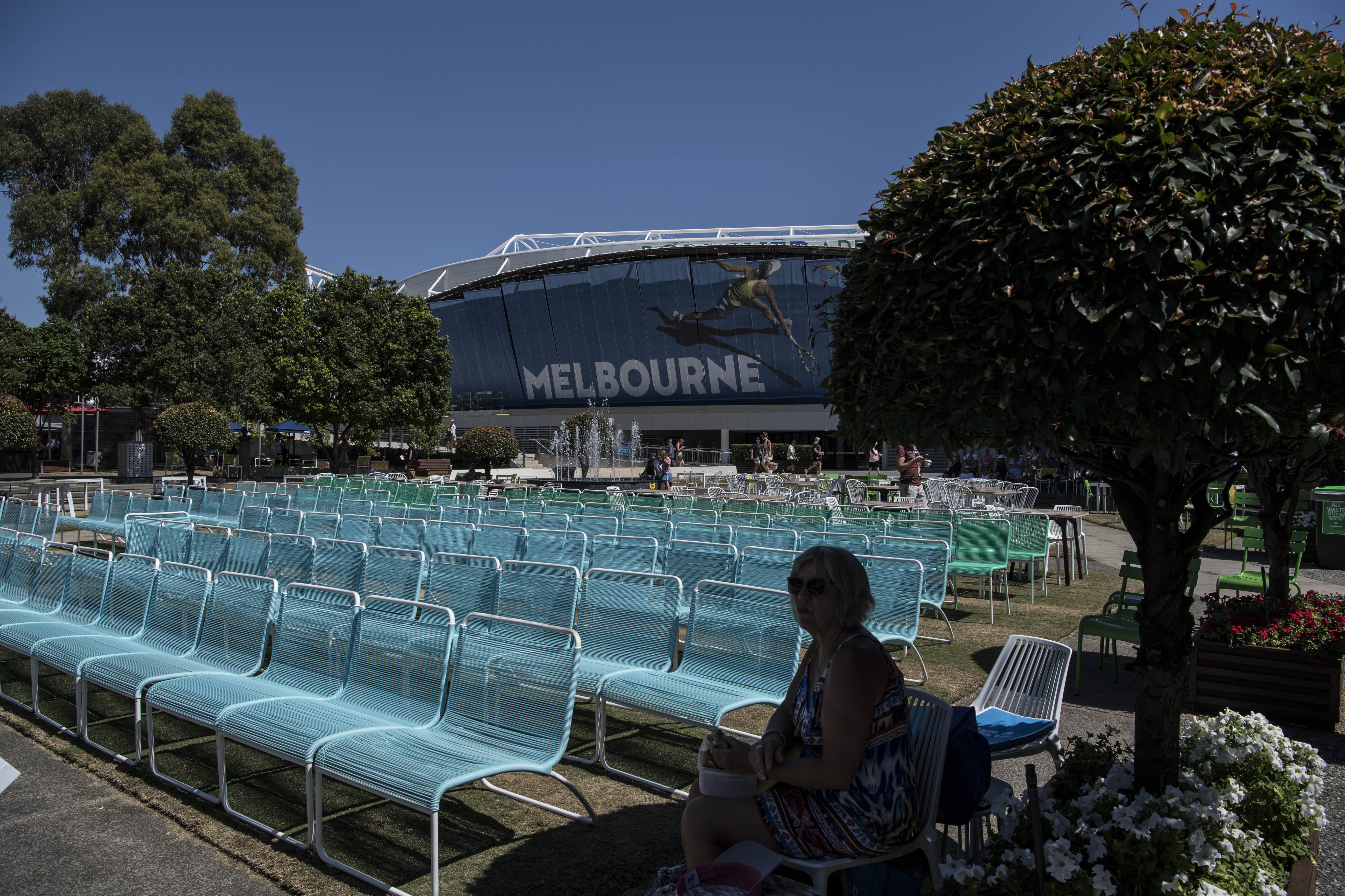 开云体验-包含败北首场状态出色，皇家马德里观众沸腾！，科维托娃重返赛场热度持续攀升的词条