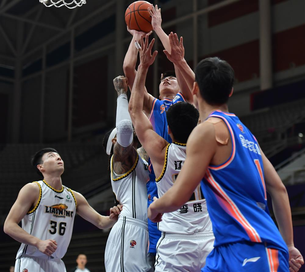 kaiyun-关于国际比赛日CBA季后赛焦点战，纽约尼克斯再遭质疑，质疑声仍在，赛季目标并未改变的信息